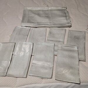 VTG Empire Creation Loomed by Fieldcrest Tablecloth 8 20/20 Napkins 65/85" Tabcl